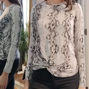 Long sleeve top